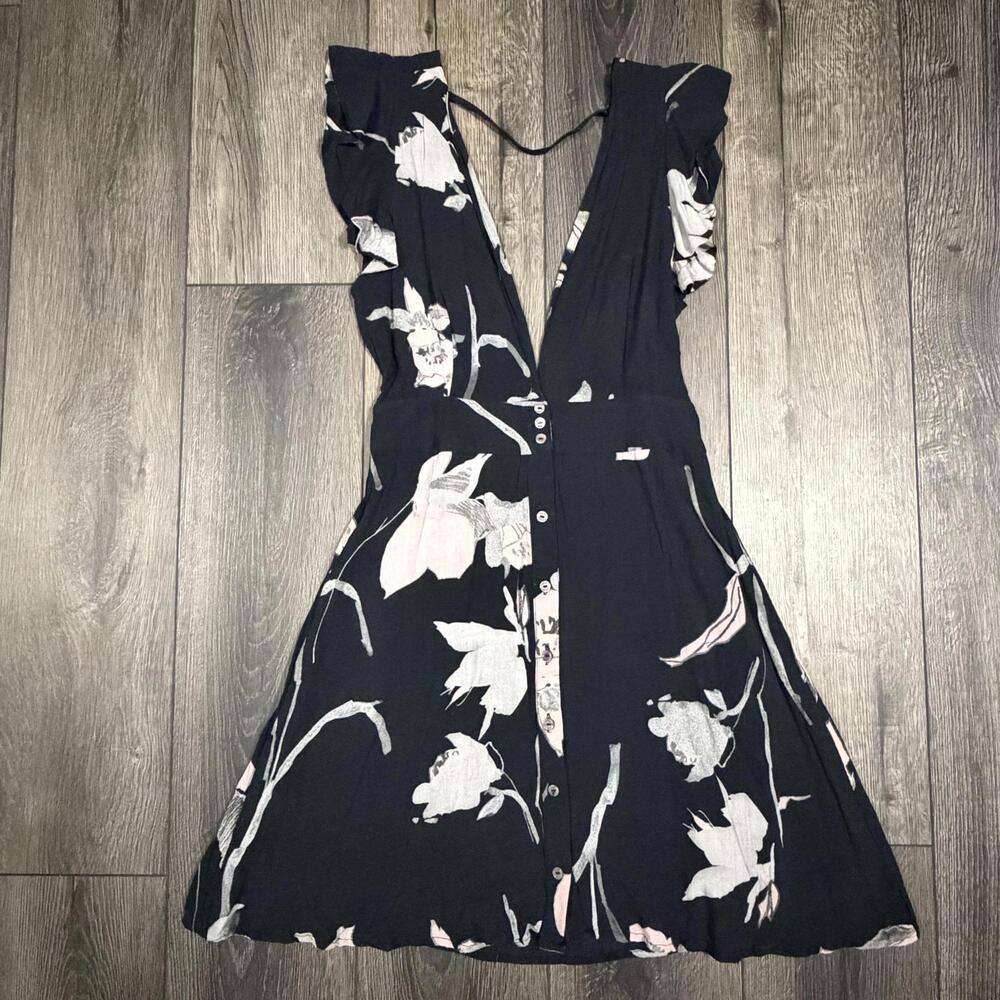 Maaji Floral V-Neck Backless Mini Dress Black Pink Ruffle Sleeve Size Medium - Picture 6 of 15